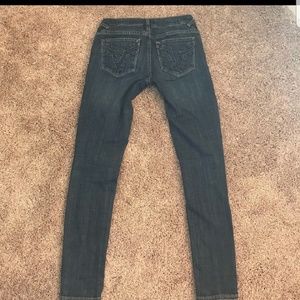Vigoss Chelsea Skinny Jeans